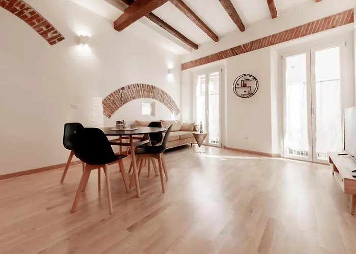 Realkasa La Finestrella Sui Portici *