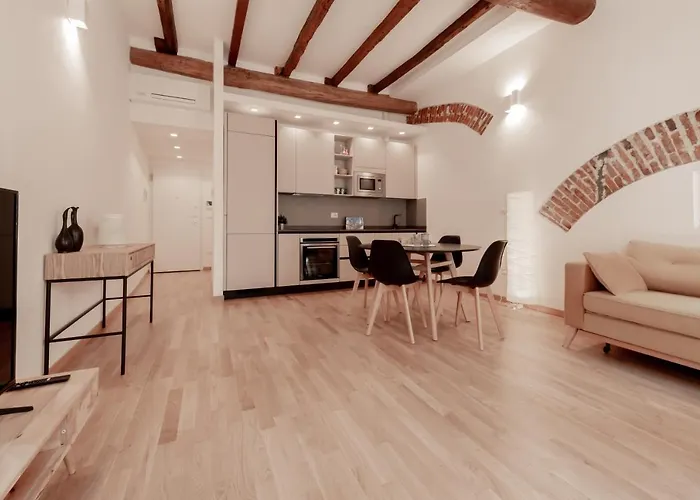 Realkasa La Finestrella Sui Portici Lejlighed